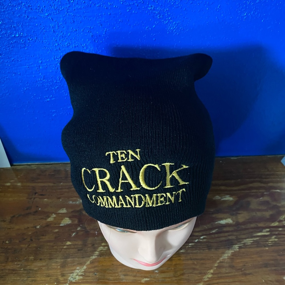 Skully hat